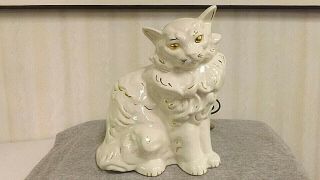 Vintage White With Gold Accents Cat T.  V.  Lamp