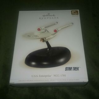 2006 Hallmark Keepsake Magic Ornament Star Trek U.  S.  S.  Enterprise Ncc - 1701