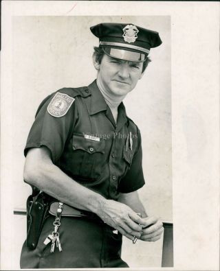 1980 Press Photo Police Terry Duke Hialeah Miami Herald Fl Bill Frakes 8x10