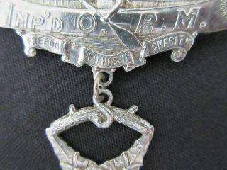 1890 ' s Improved Order of RED MEN Fraternal Order Indian in Canoe w/Spears Medal 5
