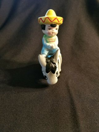 VINTAGE MEXICAN BOY ON A DONKEY SALT AND PEPPER SHAKERS JAPAN 2