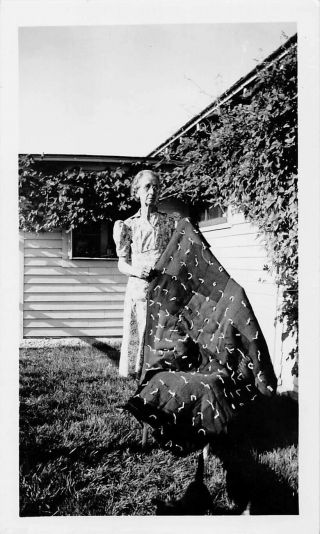 Quilter Hand Tied Quilt Made For Red Cross Woman Art Craft Vtg 1940s Photo 145