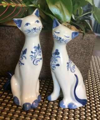 Set Of 2 Andrea By Sadek Porcelain Cats Blue White Flowers 6 1/4 Inches