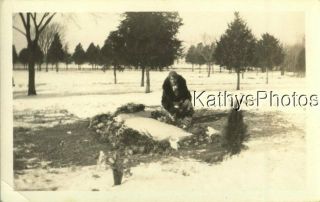 Found B&w Photo K_8660 Grieving Woman At Cemetery Grave Site