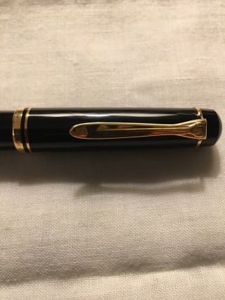 14K Gold Trim Pelican Fountain Pen Needs Ink 3