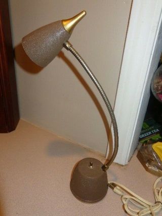 Rare Mid Century Goose Neck Flex Style Eagle Hi - Lite Desk Table Portable Lamp