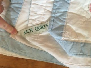 Vintage Arch Quilt Star Design Pastel Colors 80in x 96in 2
