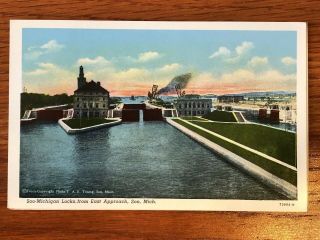 3 Vintage Michigan Postcards - Michigan Locks And Ambassador Bridge
