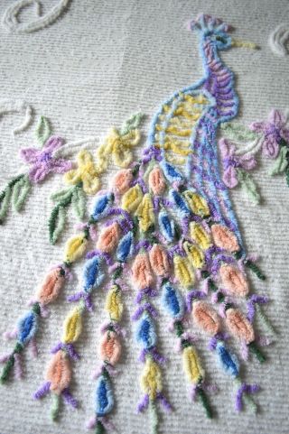 VINTAGE 1950s CHENILLE BEDSPREAD CUTTER PEACOCK DESIGN 11 COLORS FULL SIZE 3