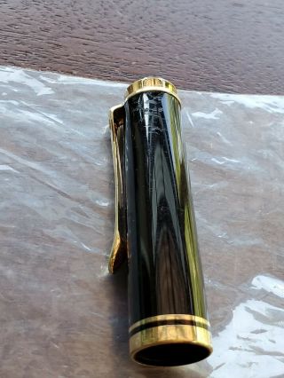 Pelikan Souveran Striped Green Fountain Pen - 14k Gold Nib 3
