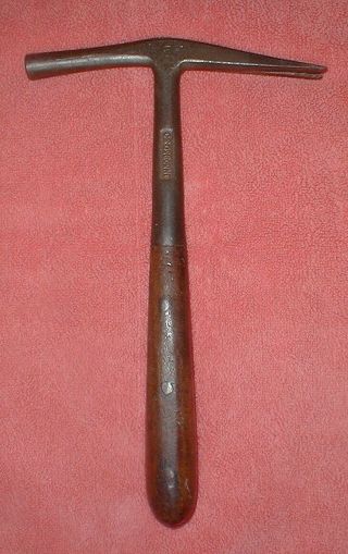 Vintage C S Osborne 5 Tack Hammer W/nice Wood Handle
