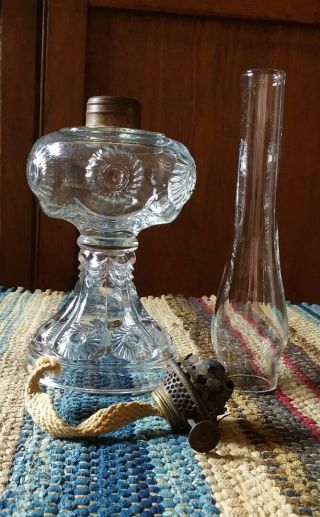 Look Vintage Antique Miniature Oil Lamp With A 5.  75 " Tall Chimney