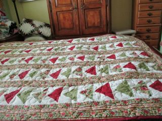 Vintage Handmade Quilt Flying Geese Pattern 55 X 76