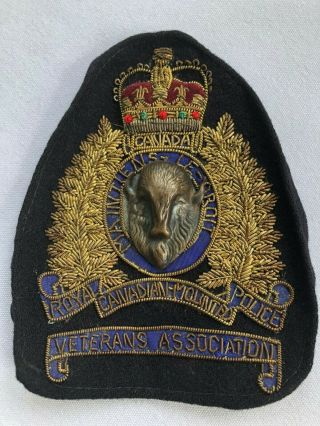 Royal Canadian Mounted Police Veterans Association Bullion Crest Badge