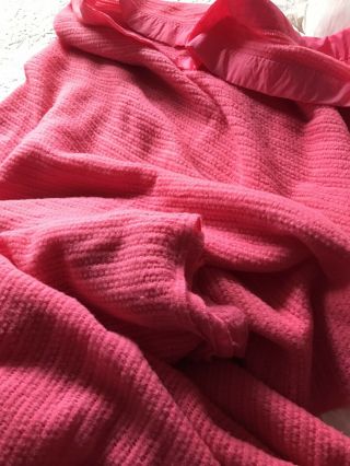 Vintage Acrylic Waffle Weave Blanket Fuchsia Pink Satin/Nylon Trim 74 
