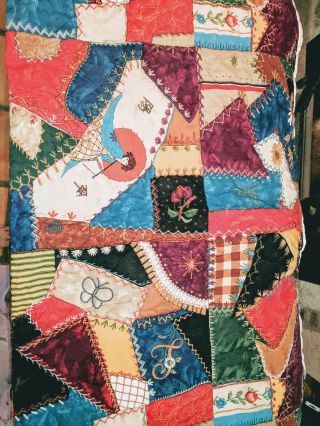 Vintage Quilt - Lg Lap Quilt All Hand Stitched 42x72 Screen Printed Fabric