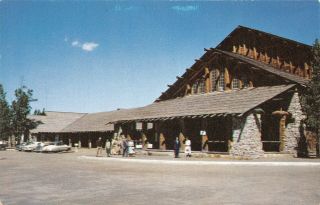 C21 - 8058,  Old Faithful Lodge,  Yellowstone Park Wy.  Postcard.