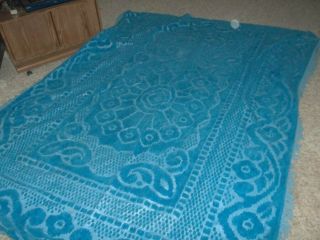 Lovely Vintage Polyester Chenille Bedspread Queen 75 X 103 " Blue Fringed