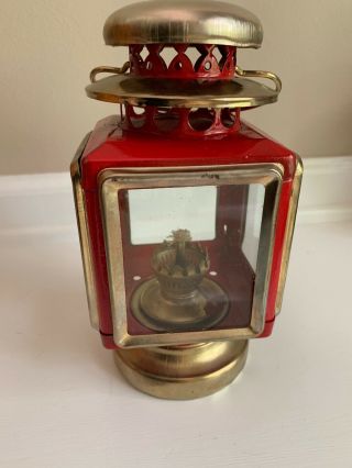 Vintage Red and Gold Metal Kerosene Oil Lamp Lantern 5
