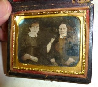1/9th Plate Daguerreotype Photo Affectionate Women,  Sisters,  Horizontal Case