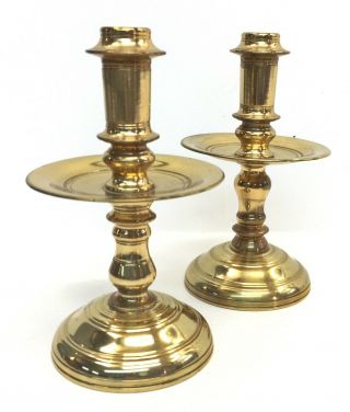 Pair Virginia Metalcrafters Colonial Williamsburg Solid Brass Candlesticks 16 - 32 5