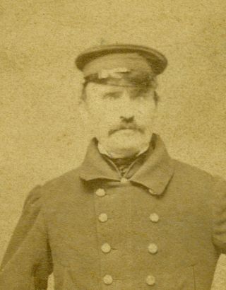 Civil War CDV of officer in unusual uniform 2