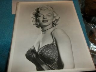 Marilyn Monroe 8 X 10 Movie Still (b)