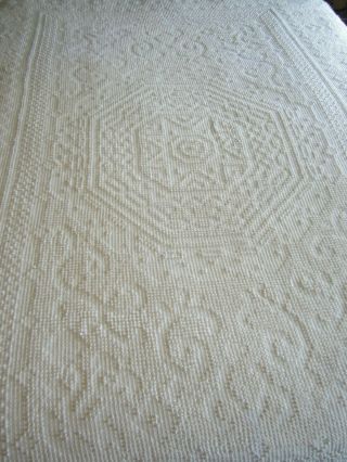 Vintage Fieldcrest White Hobnail Chenille Puritan Pride Bedspread Full Size Usa