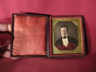 1846 1/6th Plate Daguerreotype Of A Man In Full Case