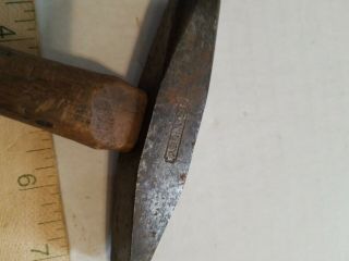 Vintage BLACKSMITHS Stanley SMALL Cross Peen Hammer 8.  8oz 5