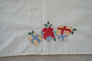 hand embroidered vintage christmas table cloth 3