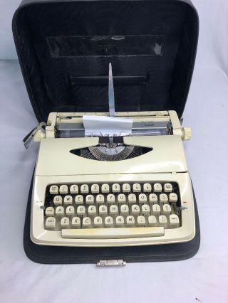Vintage Royal Skylark Quiet Deluxe Typewriter Portable With Case Made In Holland