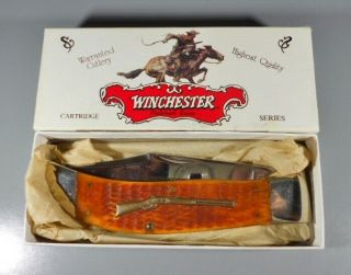 Winchester Classic Clasp Bulldog Knife Corn Cob Bone 