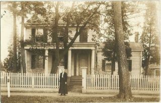 Fishkill,  Ny York 1913 Rppc Postcard,  Large Home