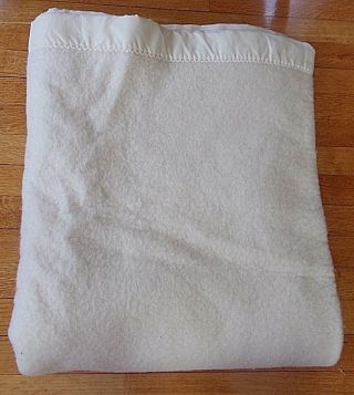 Vintage Acrylic Blanket Ivory/off White Acetate Binding 73 X 88 " Fresh &