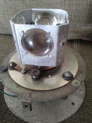 Motor & Light For A Vintage Federal Signal Junior 15 Beacon Ray 12 Volt