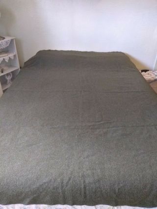 100 Wool,  Green (Military) ? Blanket - No flaws - No Tags 2