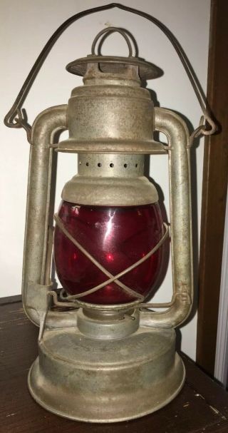 Embury Mfg.  Co.  Little Supreme No.  150 Kerosene Lantern Lamp Warsaw,  Ny