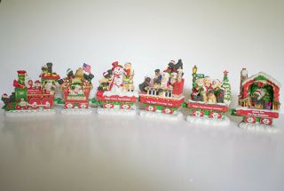 Danbury The Pug Holiday Rail 6 - Piece Train Set Dog Christmas Figurines Rare