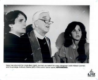 Rare Press Publicity Photo Still 8x10 Repossessed Leslie Nielsen,  Linda Blair
