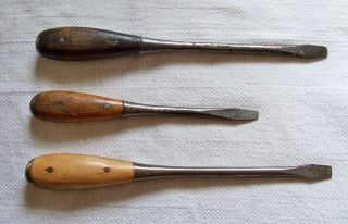 3 Vintage Irwin Usofa/usa Wooden Perfect Handle Style 11 " & 8 - 1/2 " Screwdrivers