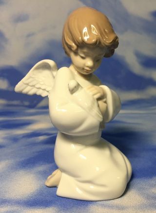 Lladro Utopia " Loving Protection " Glazed Porcelain Angel Dove Figurine 8245 Euc