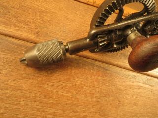 Old Vintage (Early) MILLERS FALLS No.  5 Hand Crank Drill - 13 Inch - STAR Logo 3