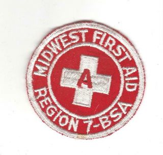 Region 7 1940s Midwest First Aid A team medal and patch 2