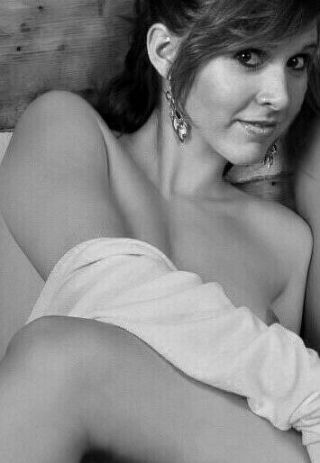 Carrie Fisher Oops Nip Photo 4 X 6 In.  Glossy