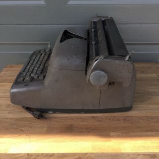 Vintage 1950 ' s IBM Electric Typewriter Model 11C - parts or for REPAIR 2