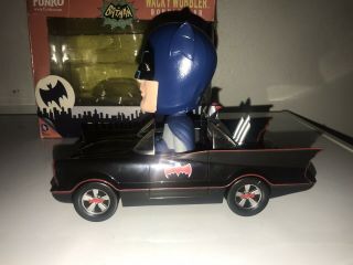 Funko Wacky Wobbler Bobble - Car Batmobile Batman 1966 TV SERIES Box 2