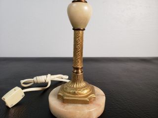 Vtg White Marble and Brass Candlestick Table Lamp Hollywood Regency Classical 2
