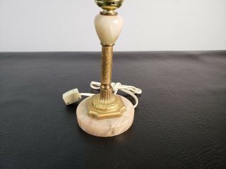 Vtg White Marble and Brass Candlestick Table Lamp Hollywood Regency Classical 4