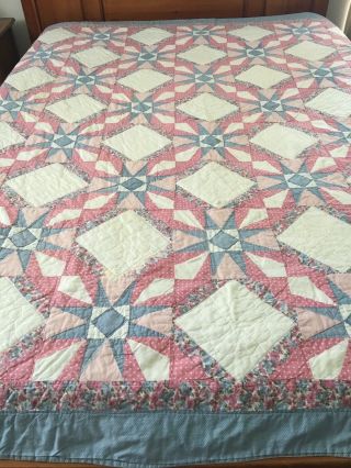Unique Vintage Hand Crafted Hand Quilted Claws Quilt 84 " X 85 "